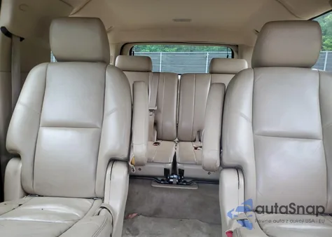 2011 GMC Yukon Xl Denali z USA, uszkodzony, nr VIN 1GKS2MEF5BR314110